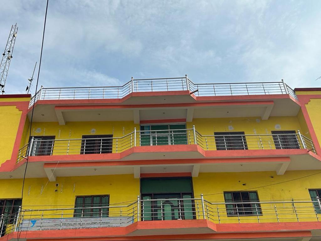 Hotel Shyam Inn Buxar Экстерьер фото